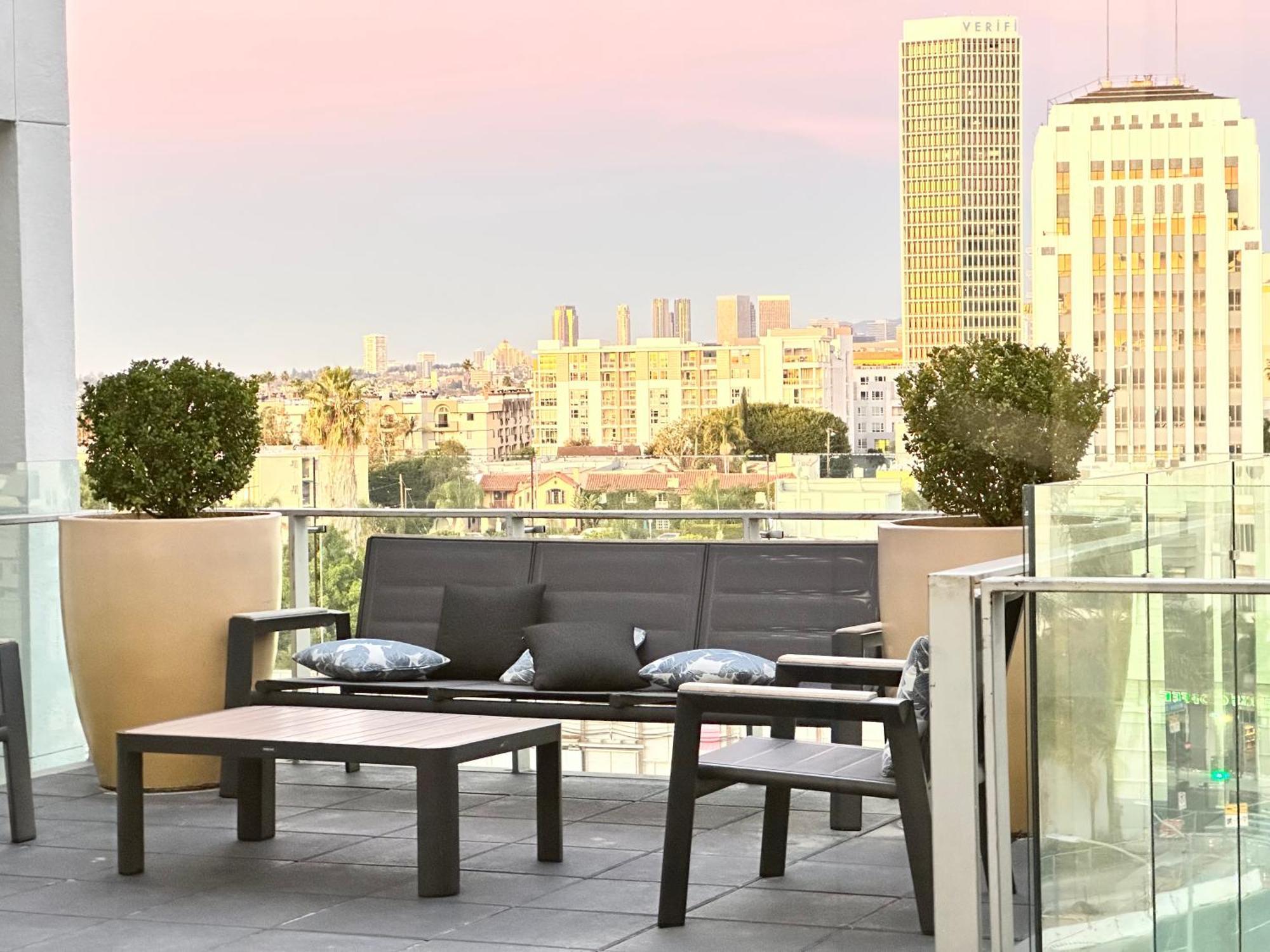 Creative 2 Levels Penthouse Leilighet Los Angeles Eksteriør bilde